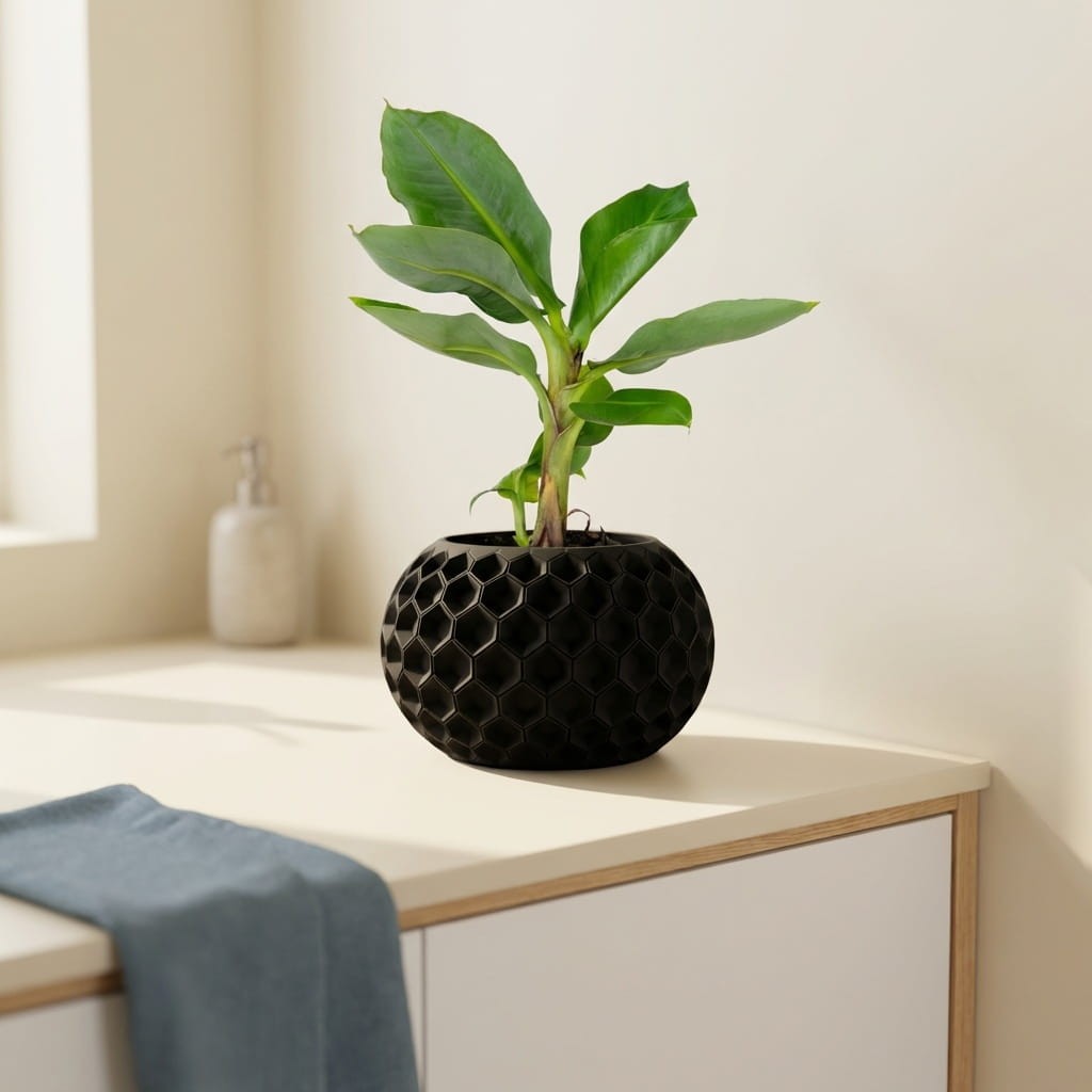 Yvara 3D – nowoczesna doniczka z druku 3D wykonana z biodegradowalnego PLA, stworzona z myślą o wyjątkowych wnętrzach -łazienka.jpg