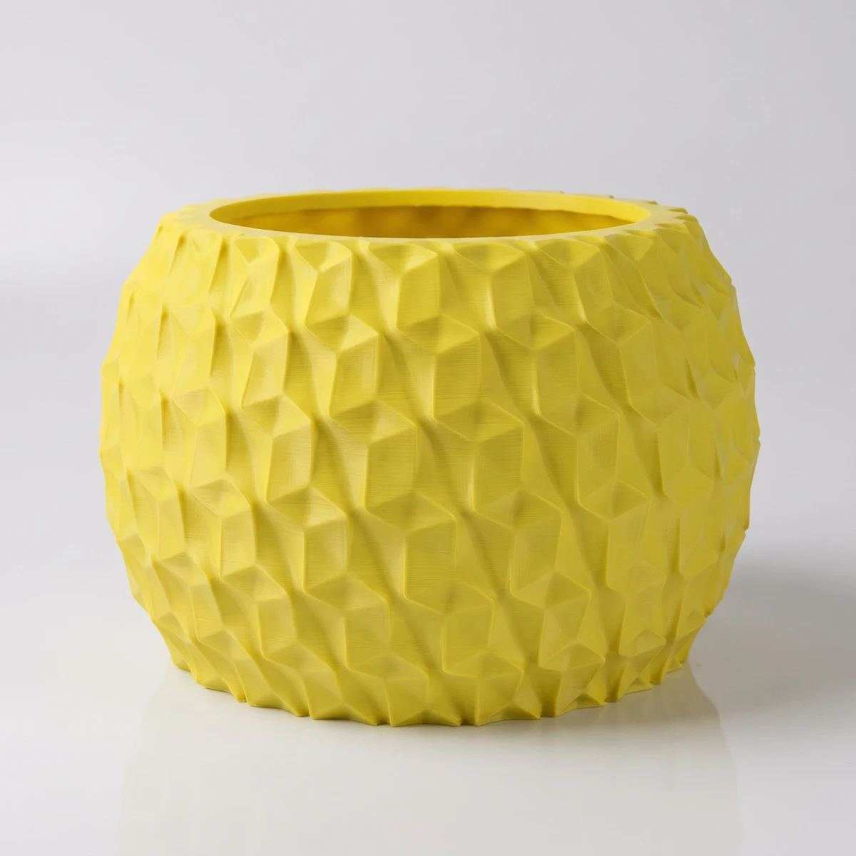 Doniczka Sirella 3D, kolor żółty, zdjęcie studyjne