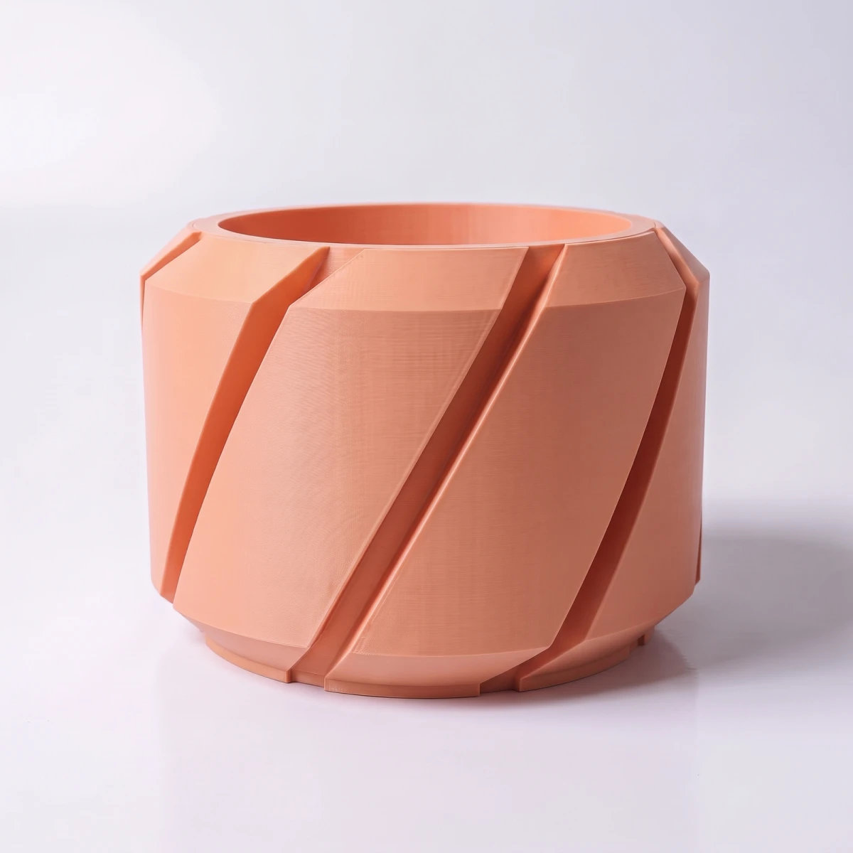 Doniczka Zamara 3D, kolor łososiowy, zdjęcie studyjne